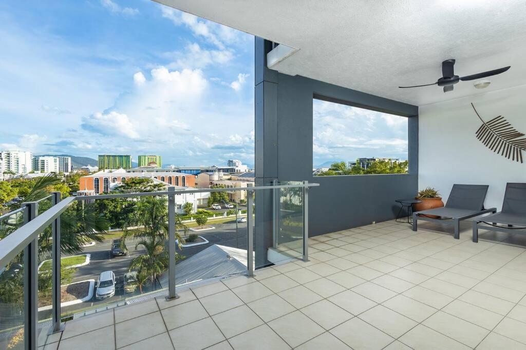 Apartment Panoramic Views 3br Cairns